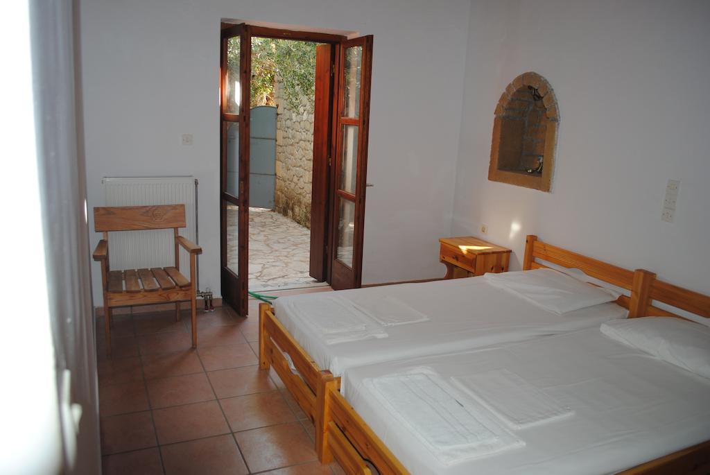 Armonia Villa Stoupa Room photo